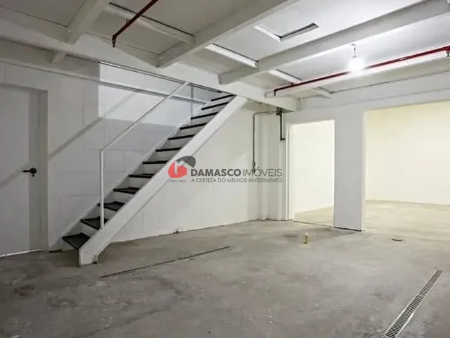 Box/Garagem com 256m², para alugar, no bairro Indianópolis em São Paulo