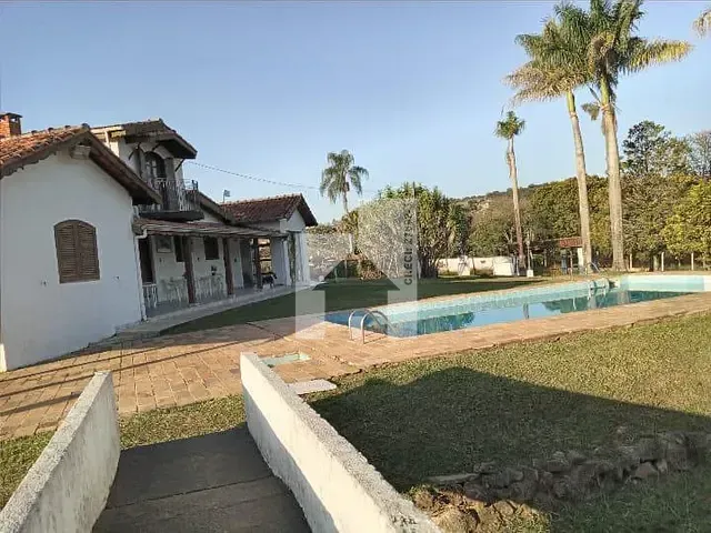 Chácara com 20000m² 4 quartos e 4 banheiros, à venda, no bairro Sítios Primavera em Jarinu