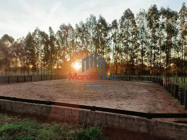 Haras com 121m², à venda, no bairro Via Anhanguera em Miguelópolis
