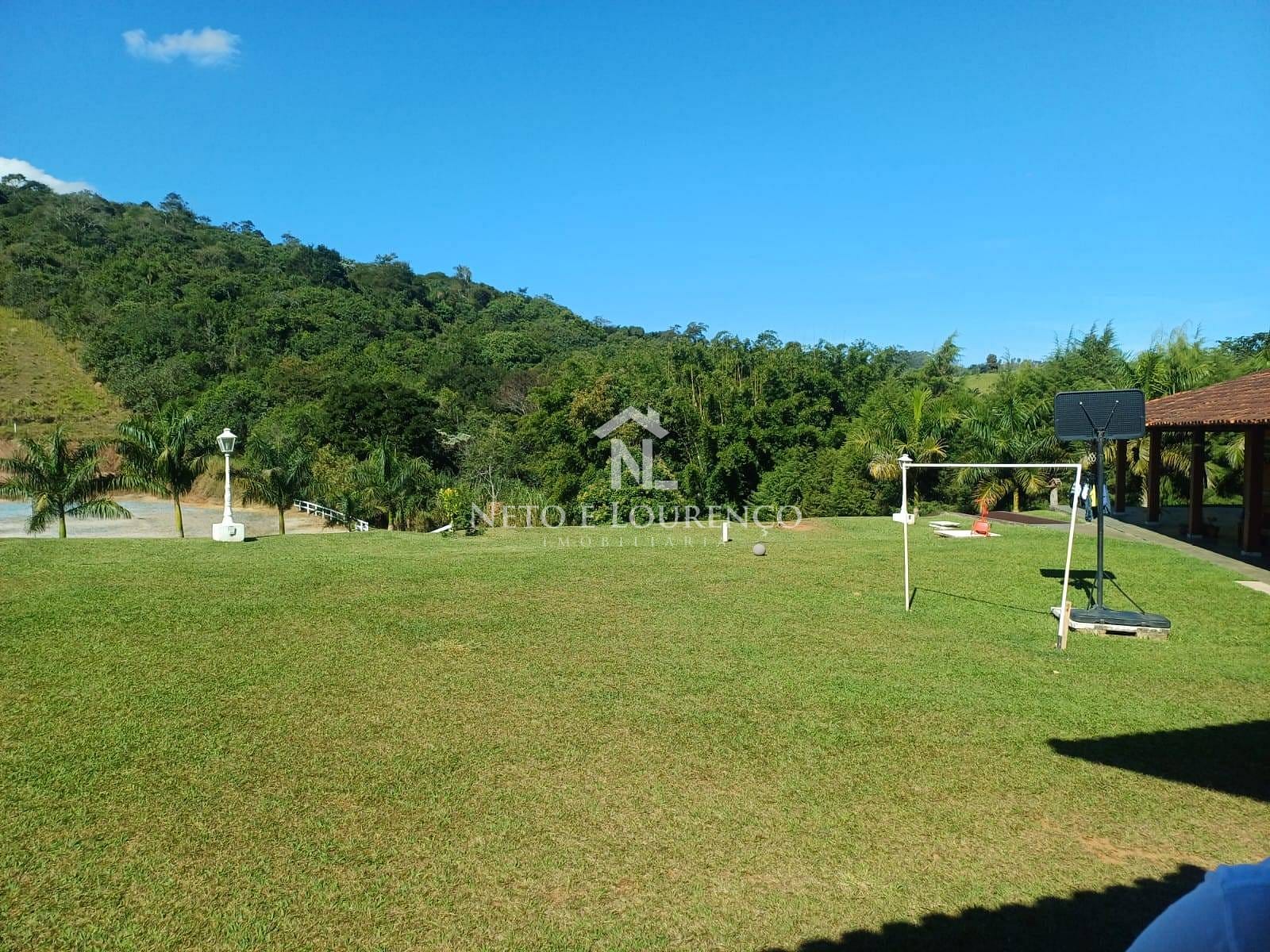 Sítio à venda com 4 quartos, 10m² - Foto 13