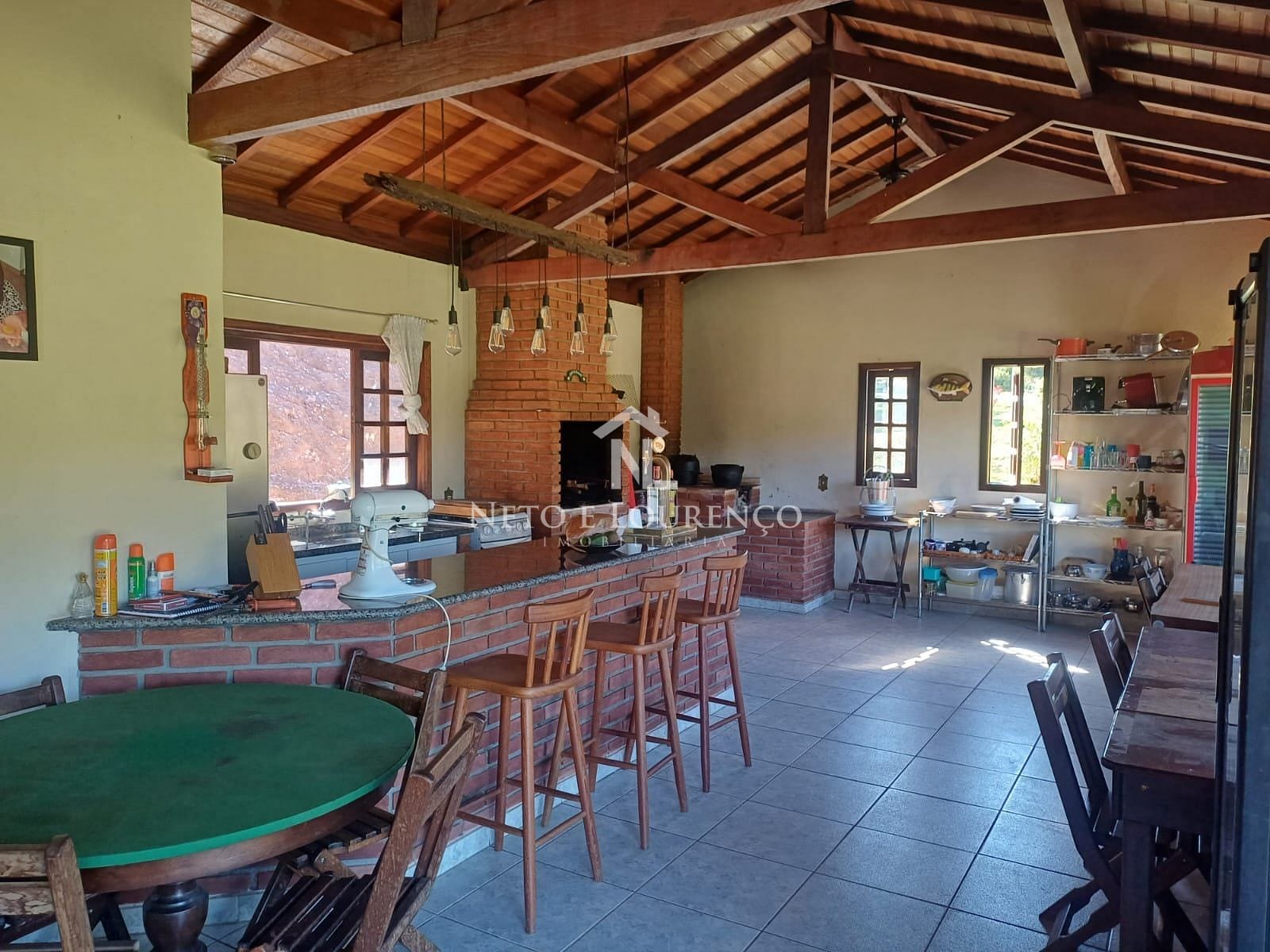 Sítio à venda com 4 quartos, 10m² - Foto 9
