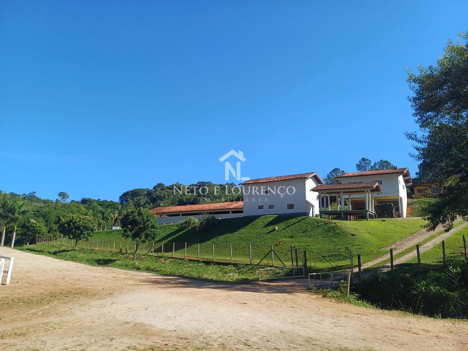 Sítio à venda com 4 quartos, 10m² - Foto 25