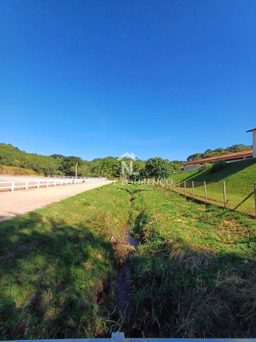 Sítio à venda com 4 quartos, 10m² - Foto 35