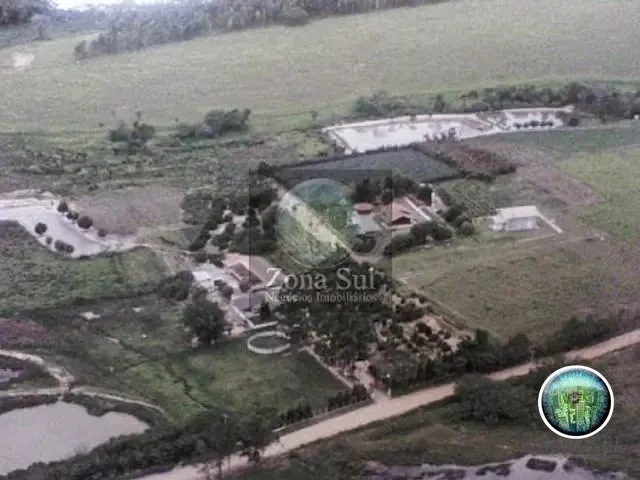 Haras com 78200m² 7 quartos e 8 banheiros, à venda ou para alugar, no bairro Dos pires em Salto de Pirapora