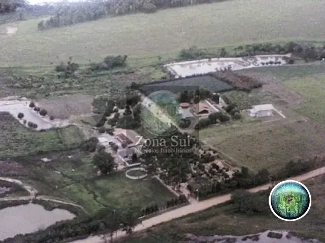 Haras com 78200m² 7 quartos e 8 banheiros, à venda ou para alugar, no bairro Dos pires em Salto de Pirapora