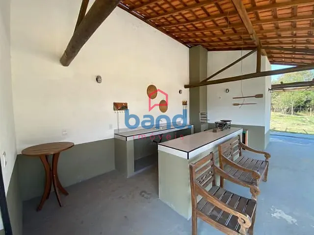 Haras com 65000m² 2 quartos e 5 banheiros, à venda, no bairro Palmital em Porto Feliz