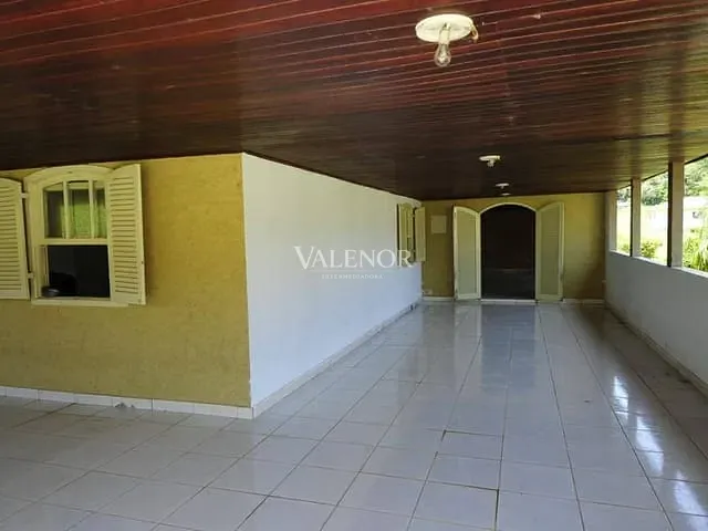 Haras com 168000m² 4 quartos e 4 banheiros, à venda, no bairro Centro em Piedade