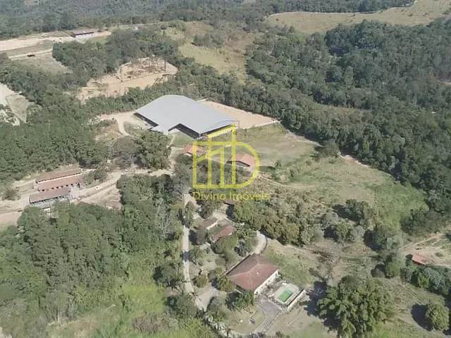 Haras com 169400m², à venda, no bairro Caete (Mailasqui) em São Roque