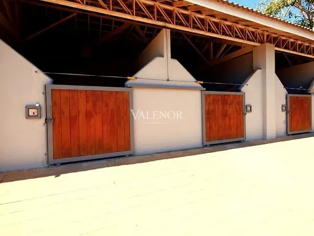 Haras com 387200m² 3 quartos e 4 banheiros, à venda, no bairro Matadouro em Bragança Paulista