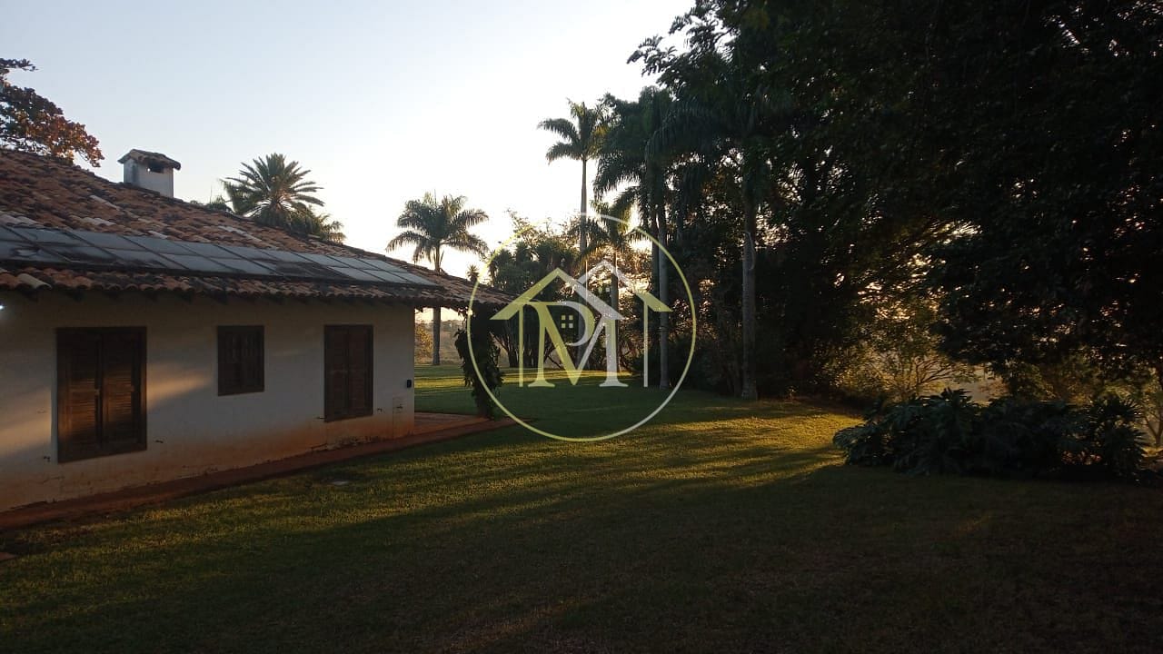 Fazenda à venda com 8 quartos, 10m² - Foto 28