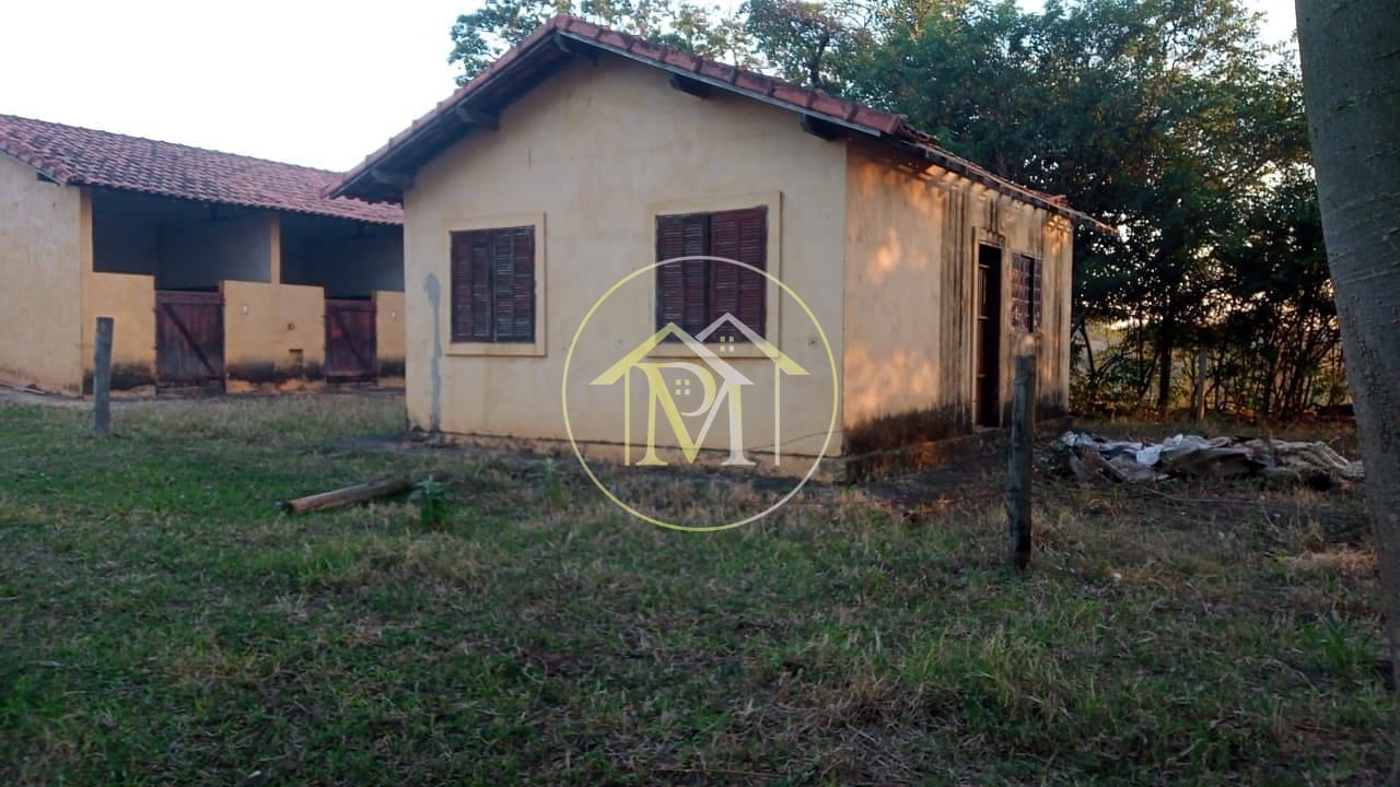 Fazenda à venda com 8 quartos, 10m² - Foto 46