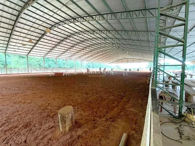 Haras com 217800m² 8 quartos e 6 banheiros, à venda, no bairro Vila Marques em São Roque