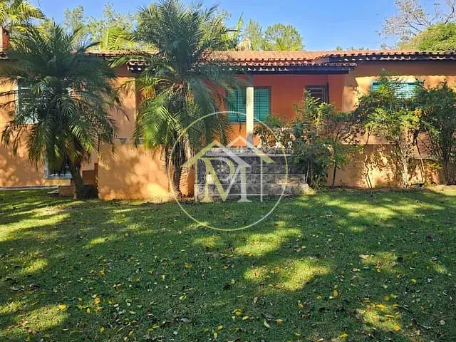 Haras com 20000m² 4 quartos e 3 banheiros, à venda, no bairro Terras de Santa Rosa em Salto