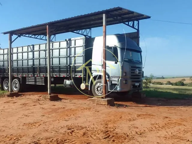 Haras com 169400m² 3 quartos e 2 banheiros, à venda, no bairro Área rural em Manduri