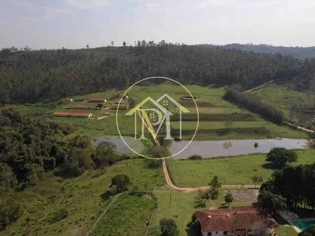 Haras com 508200m² 6 quartos e 8 banheiros, à venda, no bairro Área Rural de Itu em Itu