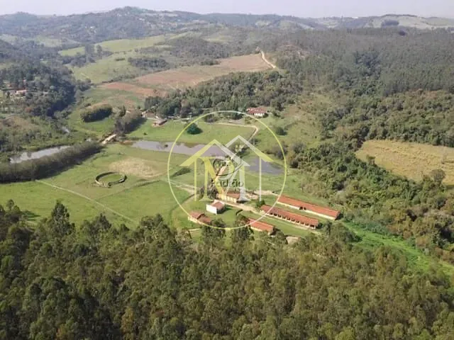 Haras com 508200m² 6 quartos e 8 banheiros, à venda, no bairro Área Rural de Itu em Itu