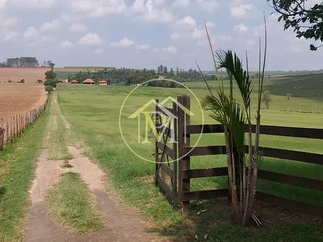 Sítio com 169400m² 1 quarto e 1 banheiro, à venda, no bairro Área Rural em Tietê