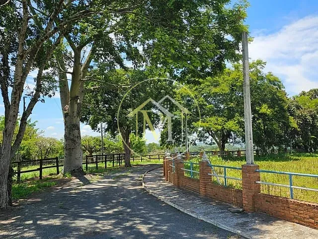 Haras com 242000m² 7 quartos e 2 banheiros, à venda, no bairro Jardim Santa Cruz em Iperó
