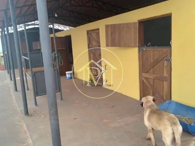 Haras com 99220m², à venda, no bairro Porangaba em Porangaba
