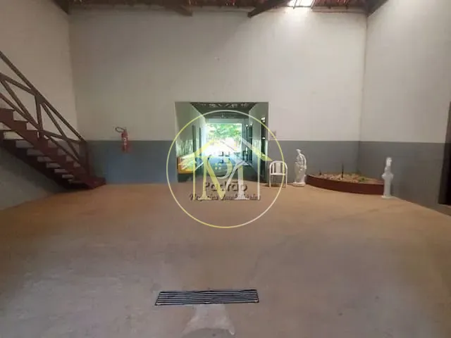 Haras com 484000m² 3 quartos e 4 banheiros, à venda, no bairro Centro em Sorocaba