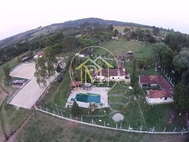 Haras com 5500m² 1 quarto e 1 banheiro, à venda, no bairro Jardim Santa Barbara em Salto de Pirapora