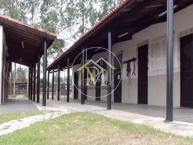 Haras com 5500m² 1 quarto e 1 banheiro, à venda, no bairro Jardim Santa Barbara em Salto de Pirapora