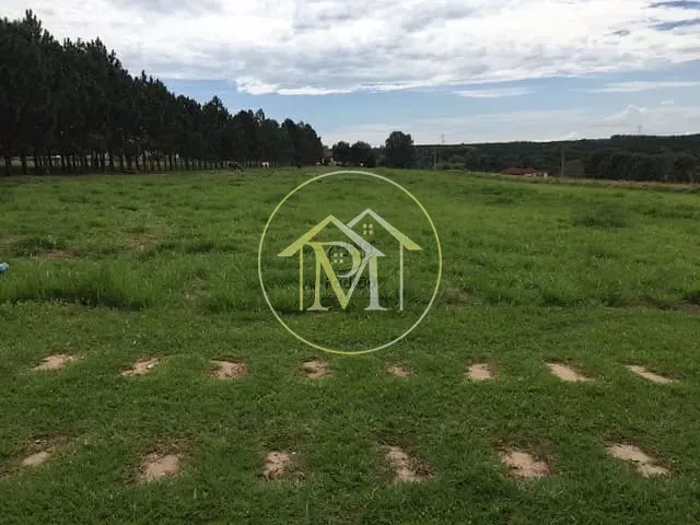 Haras com 131264m² 4 quartos e 6 banheiros, à venda, no bairro Jardim Paraiso em Botucatu