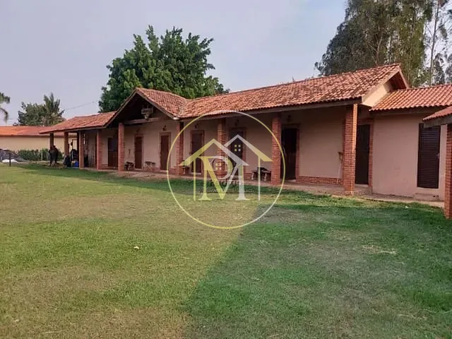 Haras com 20000m² 4 quartos e 3 banheiros, à venda, no bairro Salto em Salto