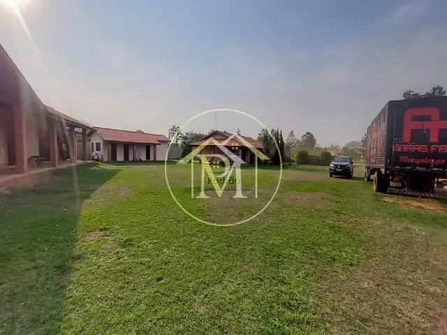 Haras com 20000m² 4 quartos e 3 banheiros, à venda, no bairro Salto em Salto