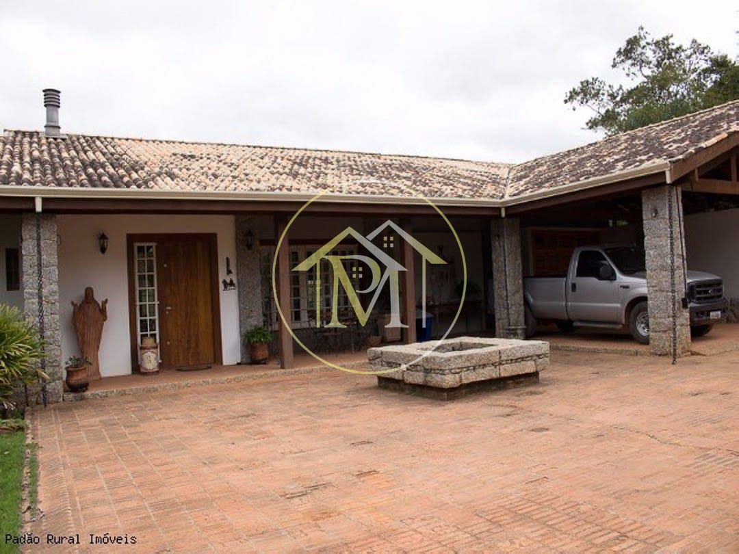 Fazenda à venda com 3 quartos, 363000m² - Foto 1