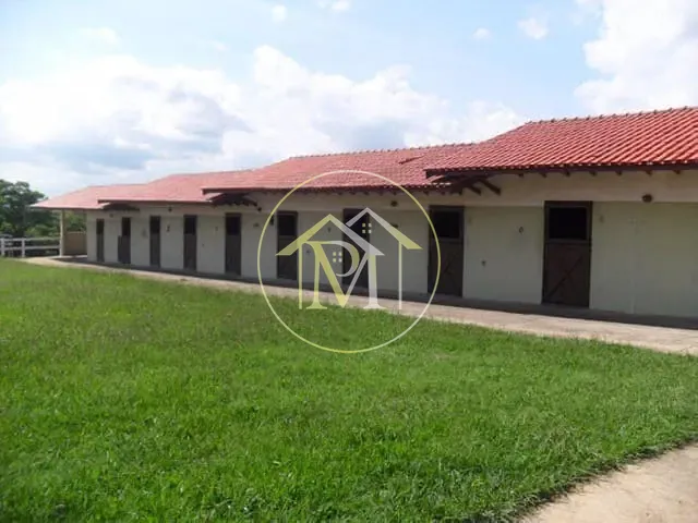 Haras com 919600m² 8 quartos e 10 banheiros, à venda, no bairro Jardim Avenida em Salto de Pirapora