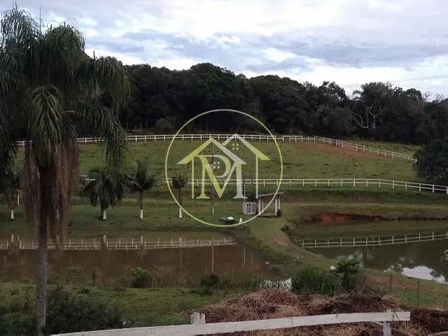 Haras com 7000000m² 4 quartos e 4 banheiros, à venda, no bairro Vila Sao Joao em Piedade
