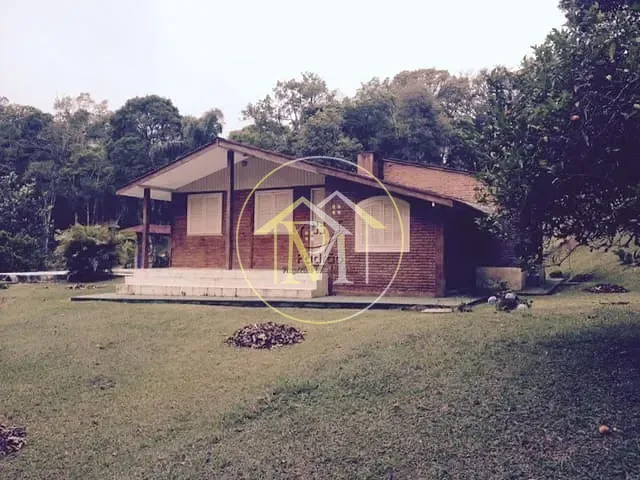Haras com 121000m² 6 quartos e 4 banheiros, à venda, no bairro Piedade em Piedade