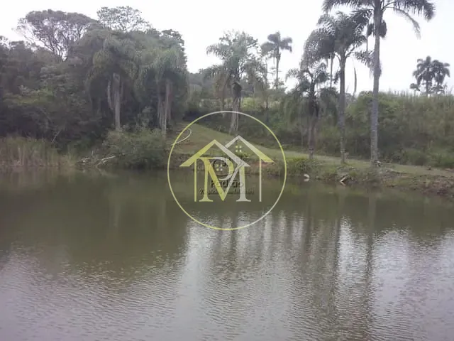 Haras com 121000m² 6 quartos e 4 banheiros, à venda, no bairro Piedade em Piedade