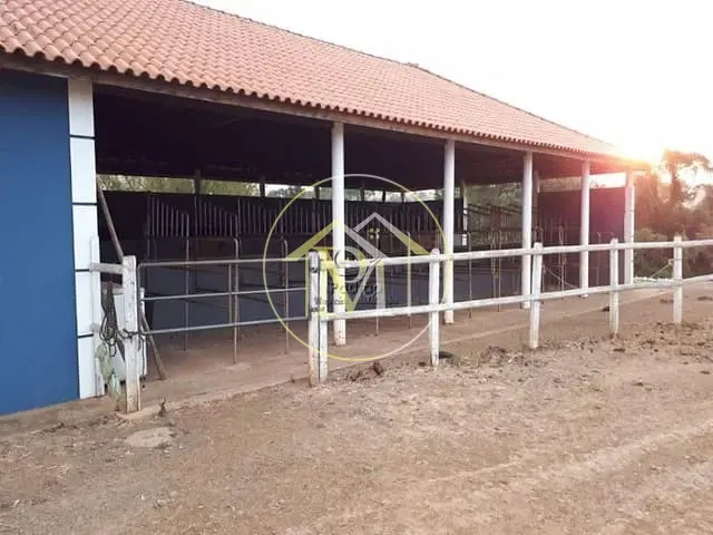 Haras com 484000m² 4 quartos e 3 banheiros, à venda, no bairro Centro em Tatuí