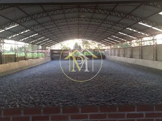 Haras com 96000m² 4 quartos e 4 banheiros, à venda, no bairro Bairro da Ressaca em Ibiúna