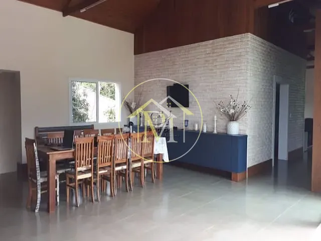 Haras com 726000m² 4 quartos e 9 banheiros, à venda, no bairro Porangaba em Porangaba