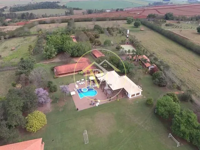 Haras com 363000m² 30 quartos e 36 banheiros, à venda, no bairro Centro em Tatuí