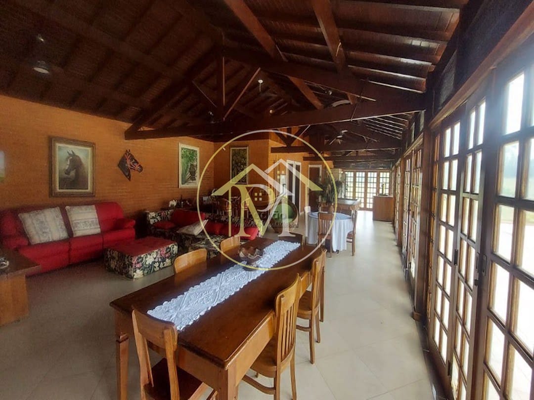 Fazenda à venda com 6 quartos, 2500m² - Foto 33
