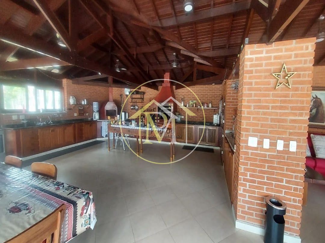 Fazenda à venda com 6 quartos, 2500m² - Foto 45