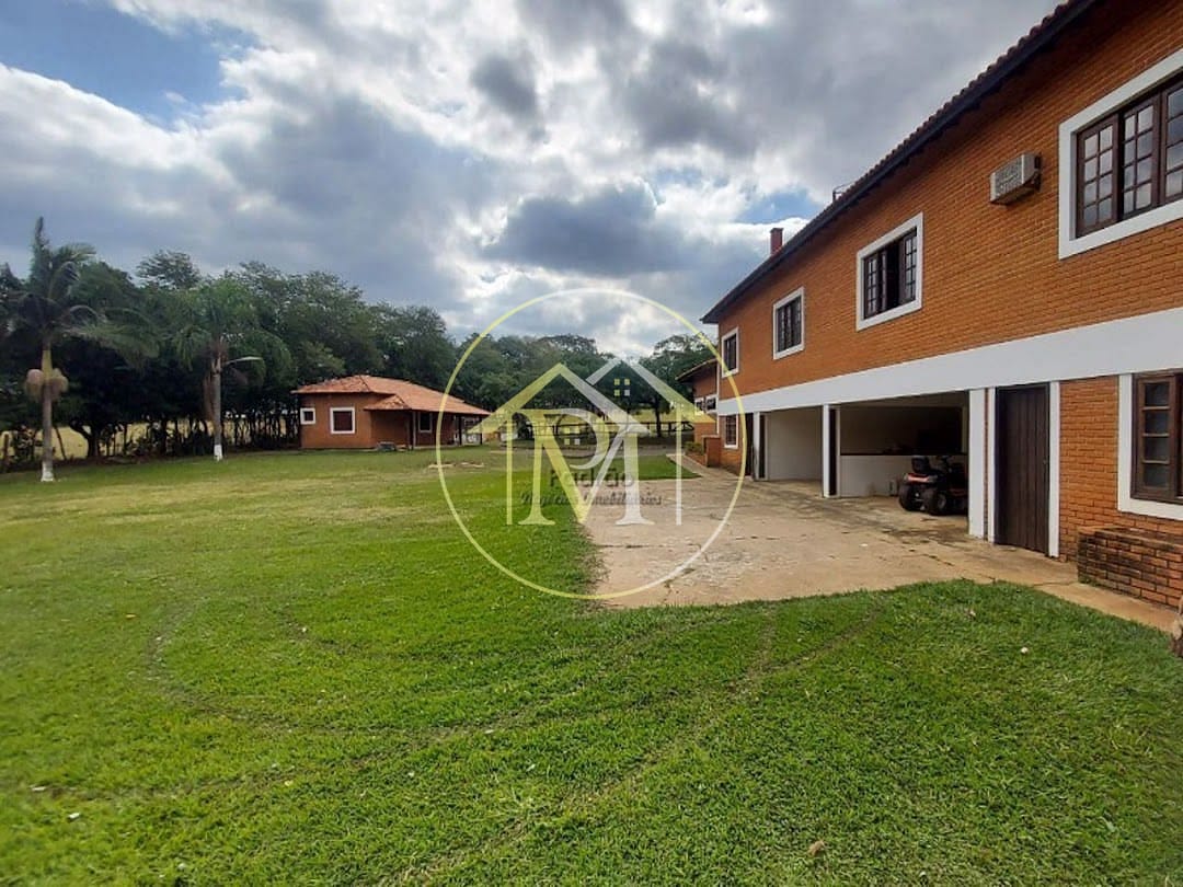 Fazenda à venda com 6 quartos, 2500m² - Foto 10