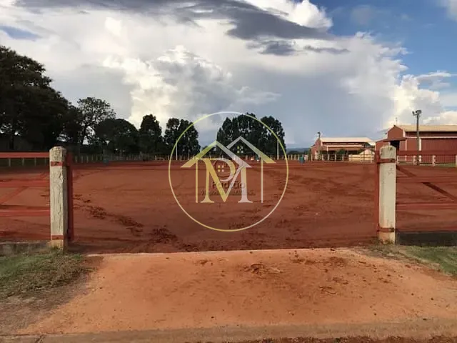 Haras com 168000m² 3 quartos e 2 banheiros, à venda, no bairro Parque Imperal em Sorocaba