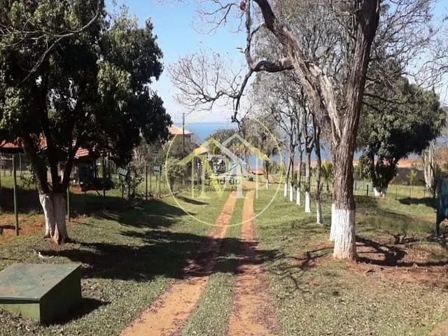 Haras com 121000m² 1 quarto e 1 banheiro, à venda, no bairro Piraju em Piraju