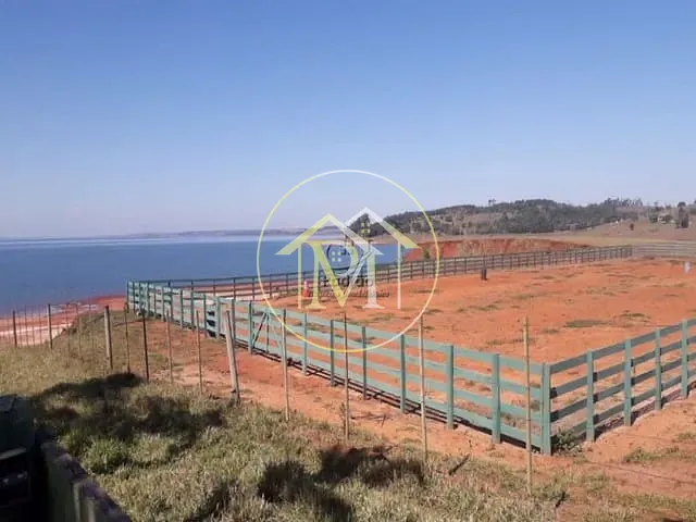 Haras com 121000m² 1 quarto e 1 banheiro, à venda, no bairro Piraju em Piraju
