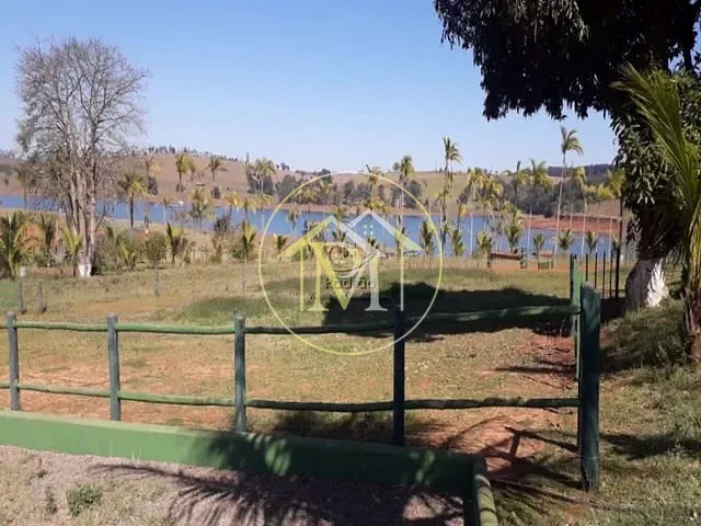 Haras com 121000m² 1 quarto e 1 banheiro, à venda, no bairro Piraju em Piraju
