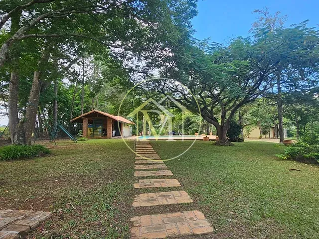 Haras com 240m² 4 quartos e 5 banheiros, à venda, no bairro Munic Luis suplicy em Boituva