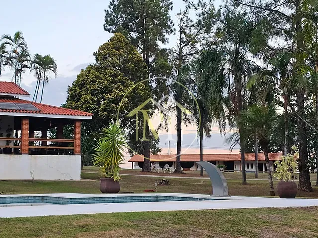 Haras com 24200m² 7 quartos e 8 banheiros, à venda, no bairro rural em Porto Feliz