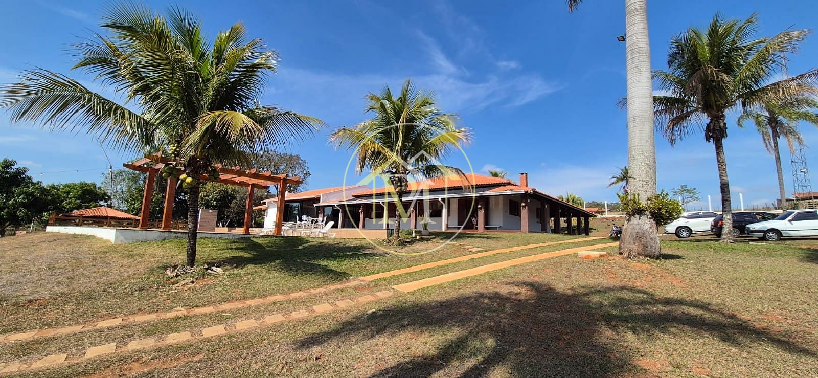 Sítio à venda com 5 quartos, 10m² - Foto 1