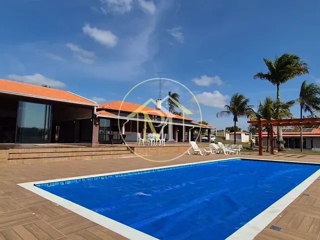 Haras com 48400m² 5 quartos e 3 banheiros, à venda, no bairro Rural em Quadra