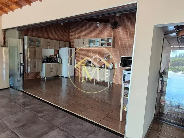 Haras com 48400m² 5 quartos e 3 banheiros, à venda, no bairro Rural em Quadra